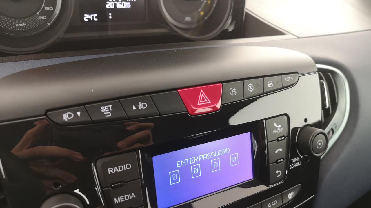 LANCIA Ypsilon III 2021 - Ypsilon 1.0 firefly hybrid Gold s&s 70cv 5p.ti
