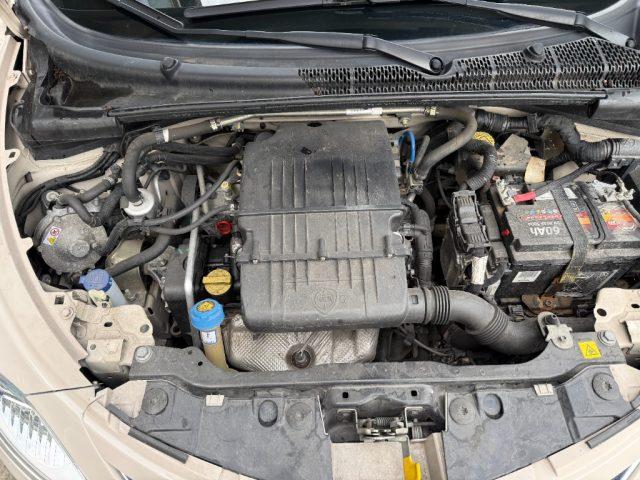 LANCIA Ypsilon 1.2 69 CV 5 porte GPL Ecochic Gold