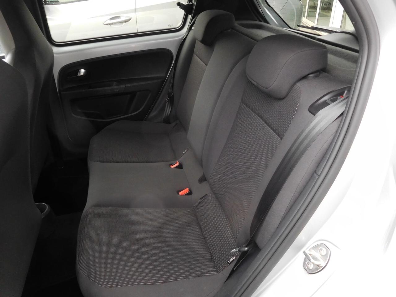 Volkswagen up! 1.0 75 CV 5p. high up!