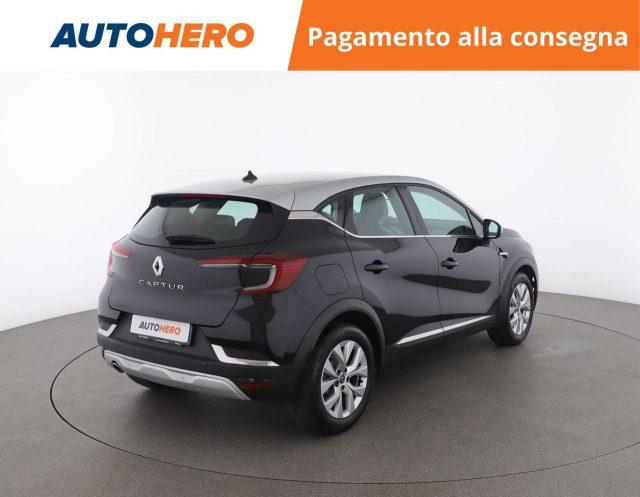 RENAULT Captur Blue dCi 115 CV EDC Intens