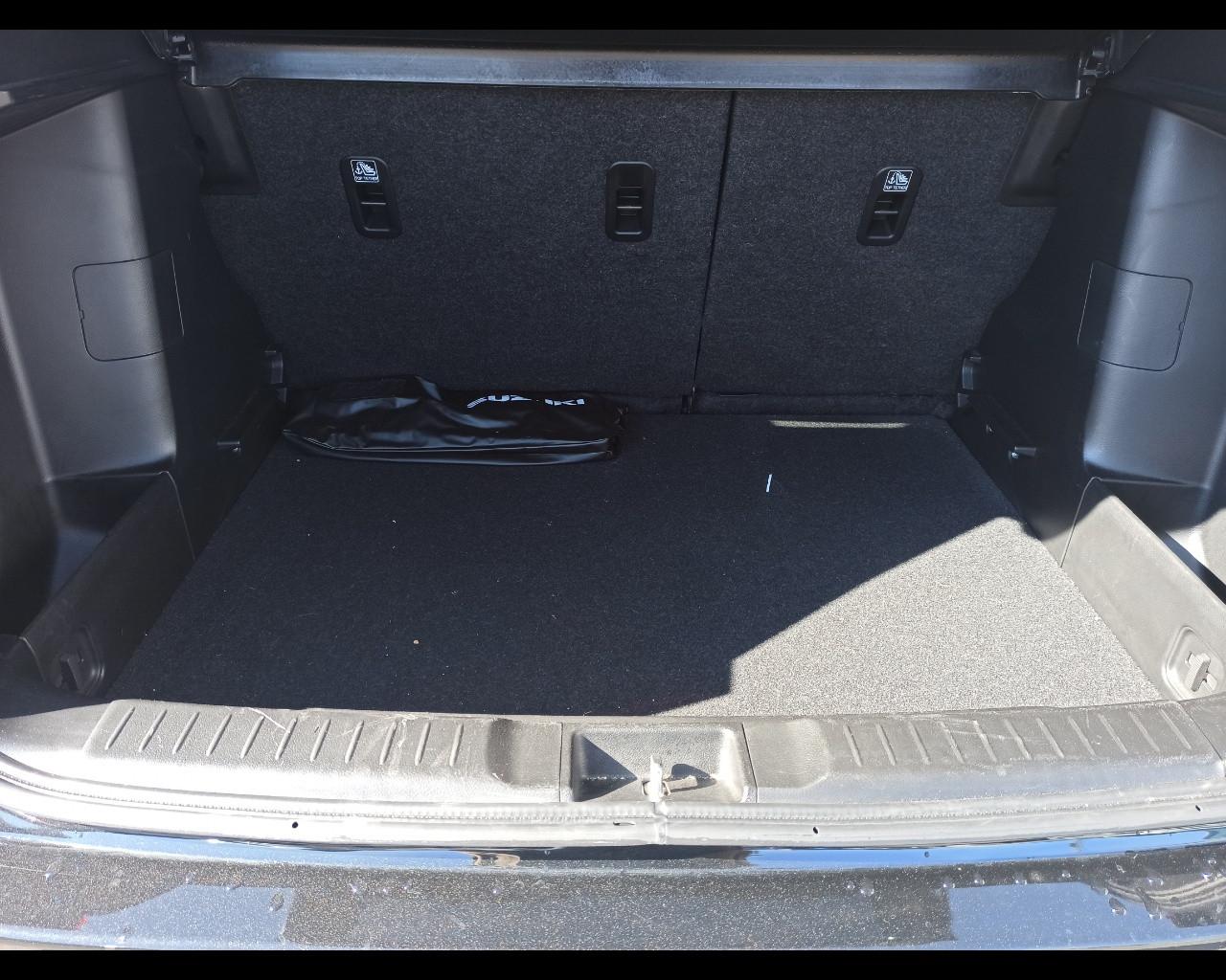 SUZUKI Vitara (2015) - Vitara 1.4 Hybrid Top