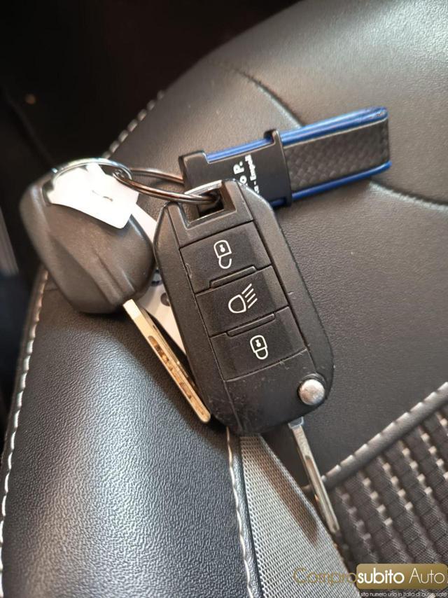 PEUGEOT 2008 1° serie BlueHDi 100 S&S Allure