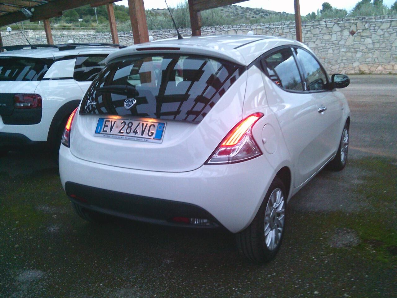Lancia Ypsilon 1.3 MJT 16V 95 CV 5 porte S&S Gold