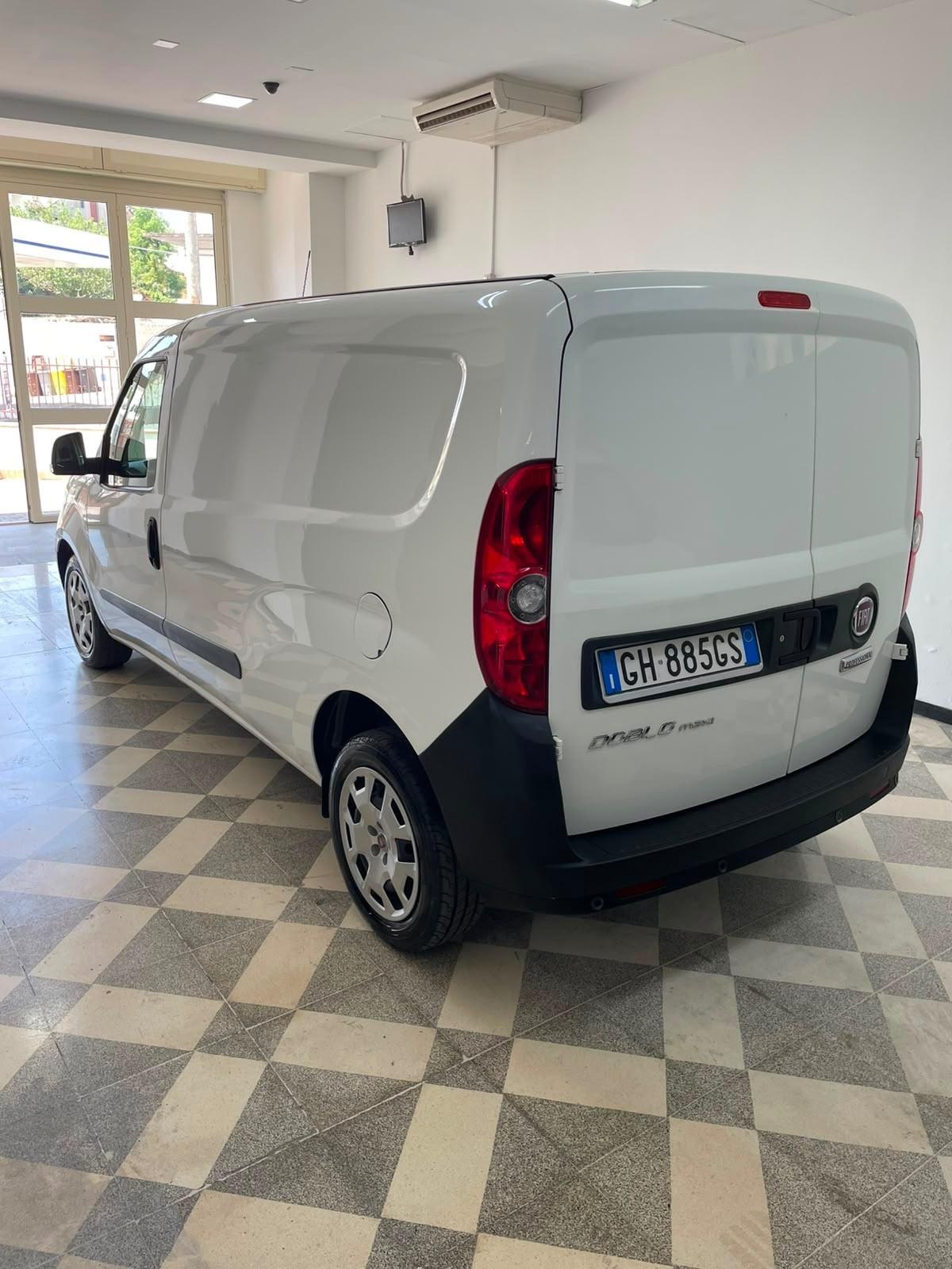 Fiat Doblo Doblò 1.6 MJT 105CV S&S PL-TN Cargo Maxi Lounge