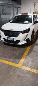 Peugeot 2008 BlueHDi 100 S&S Allure Navi Pack