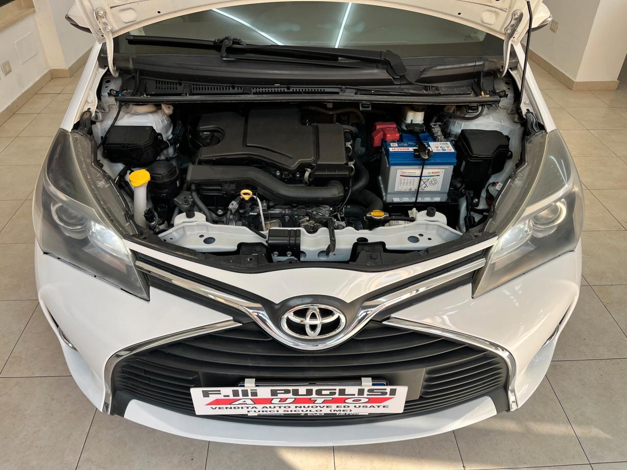 Toyota Yaris 1.0 5 porte Lounge - 2015