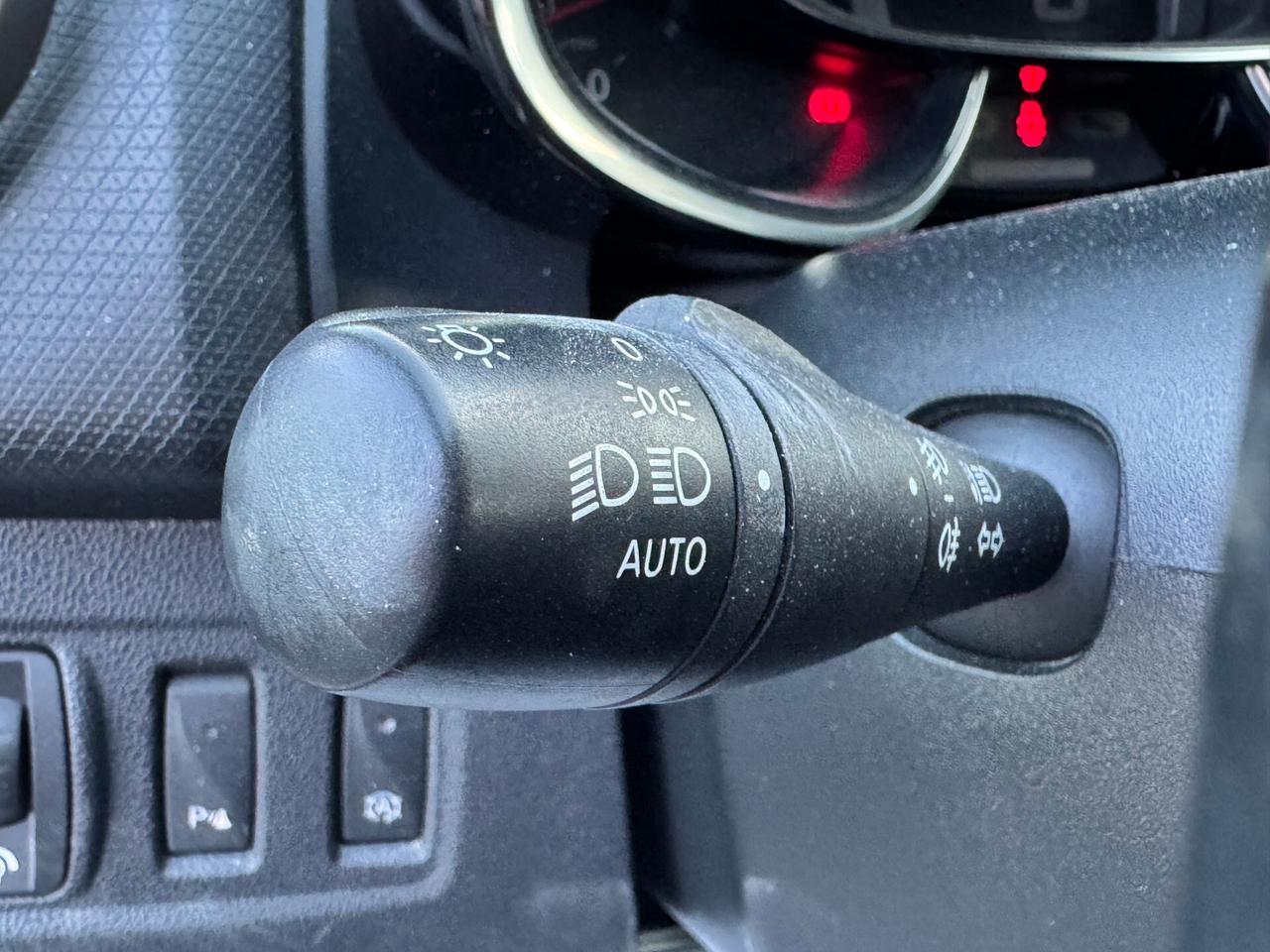 Renault Clio dCi 8V 75 CV Start&Stop 5 porte Energy Intens