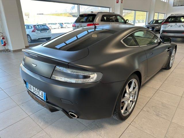 ASTON MARTIN V8 Vantage Coupé