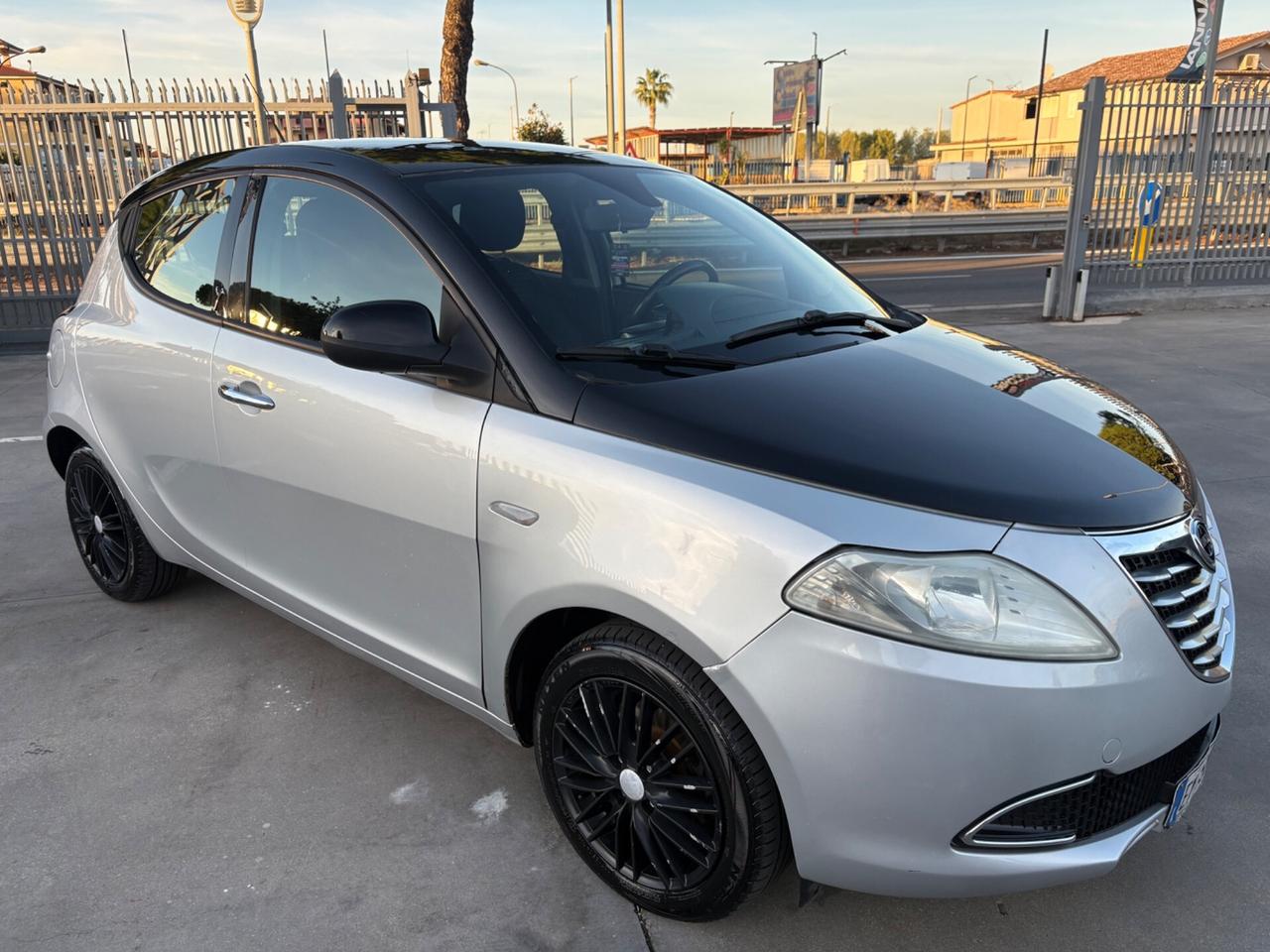 Lancia Ypsilon 1.2 69 S&S Platinum GPL
