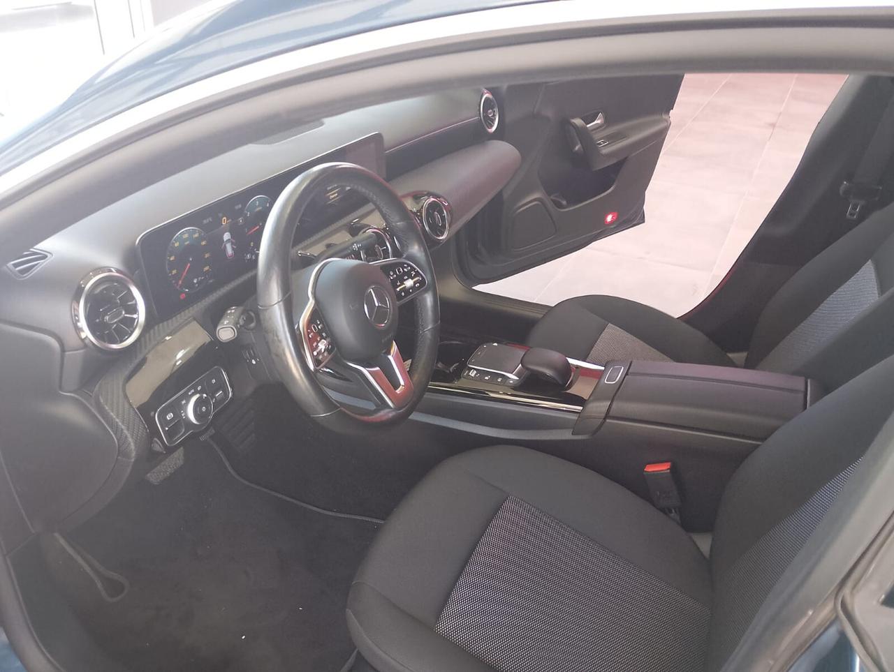 Mercedes-benz CLA 180 CLA 180 d Automatic Shooting Brake EXTRA