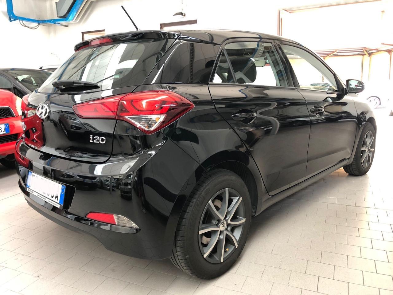 Hyundai i20 1.2 84 CV 5 porte Econext Comfort