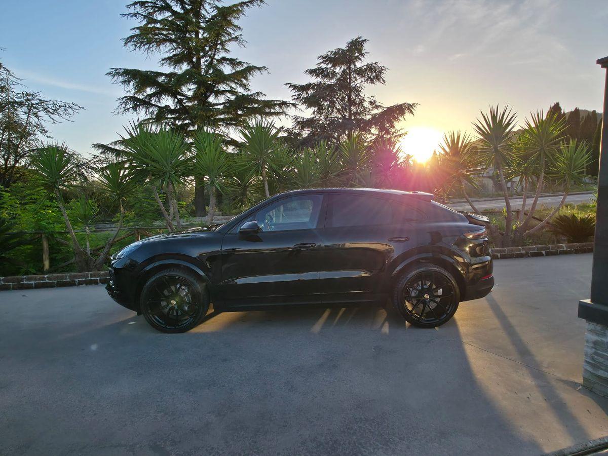 PORSCHE - Cayenne - 3.0 V6