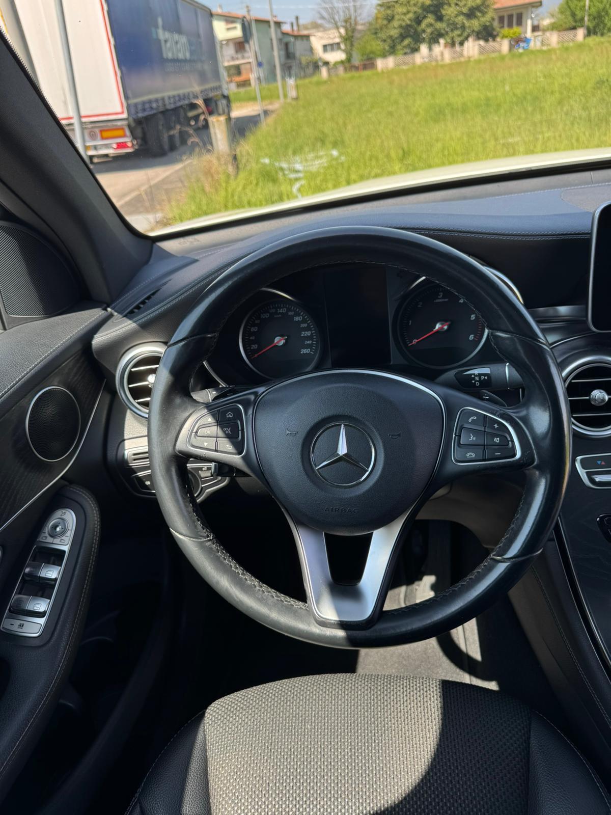 Mercedes GLC SUV GLC 250 d Business 4matic auto