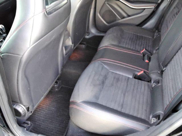 MERCEDES-BENZ A 180 Premium