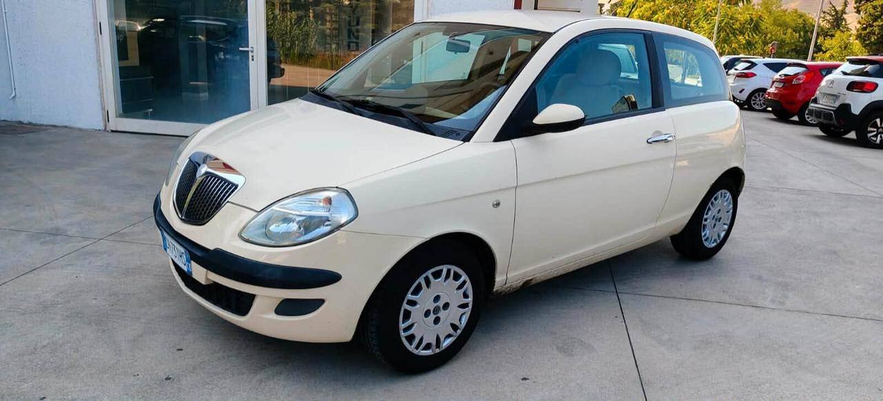 Lancia Ypsilon 1.2