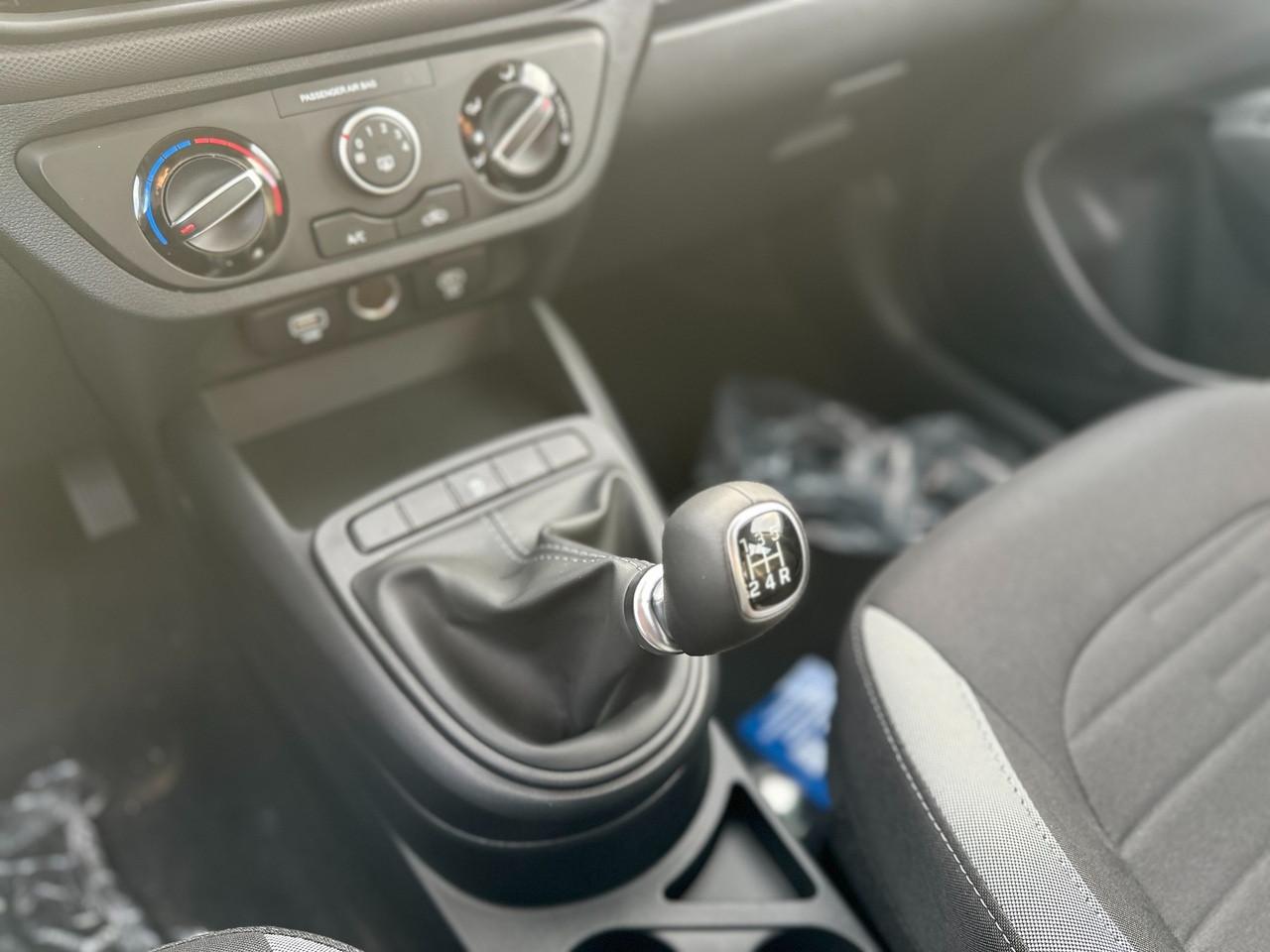 HYUNDAI i10 III 2023 - i10 1.0 mpi Connectline 63cv