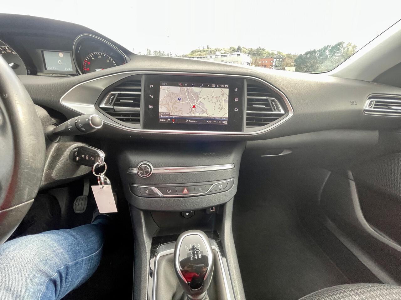 Peugeot 308 1.5 HDi 100CV 6M 12-2019