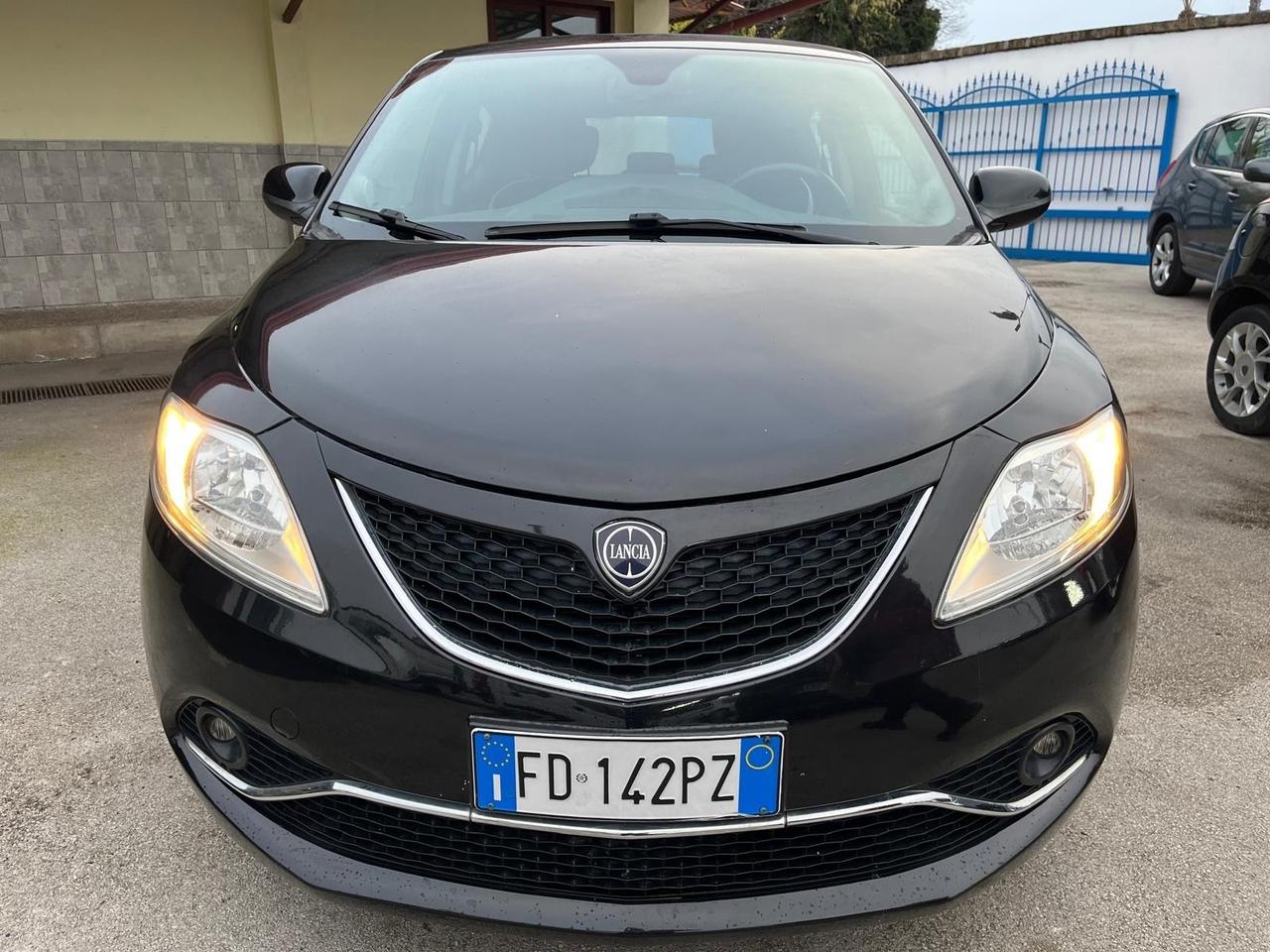 Lancia y 0.9 twinair benz.-cambio automatico-full-2016