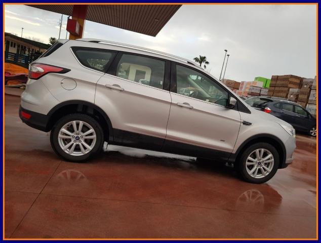 FORD - Kuga - 2.0 TDCI 150CV S&S 4WD ST-Line Bus.