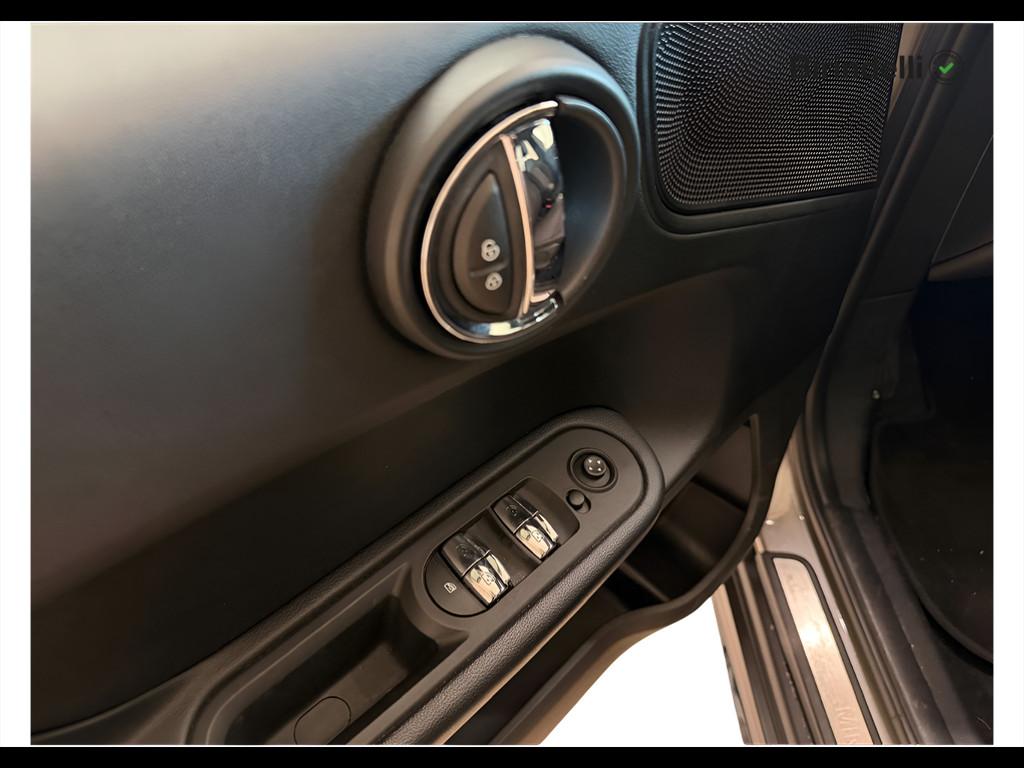 MINI Mini Countrym.(F60) - Mini 1.5 One D Hype Countryman