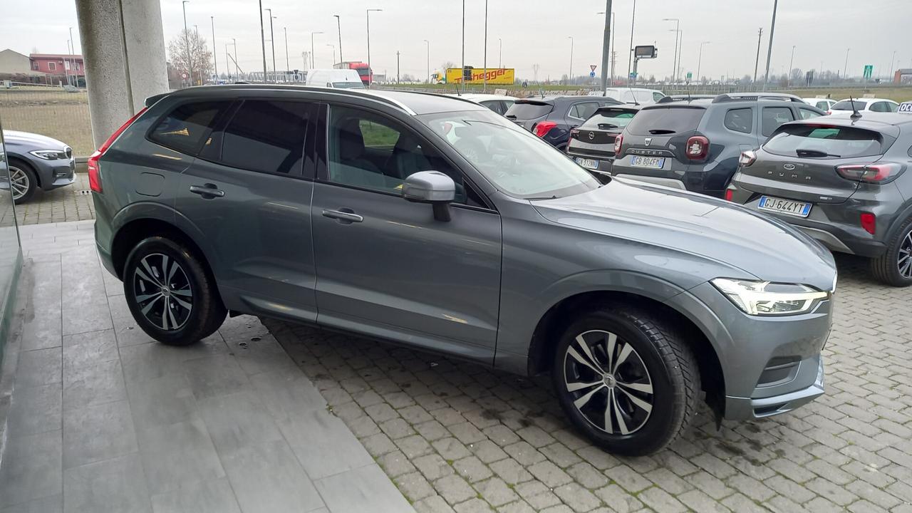 Volvo XC 60 XC60 B4 (d) AWD Geartronic Momentum