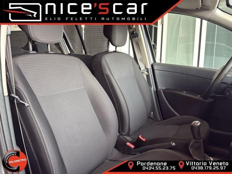 Renault Clio 1.2 16V 5 porte Live!