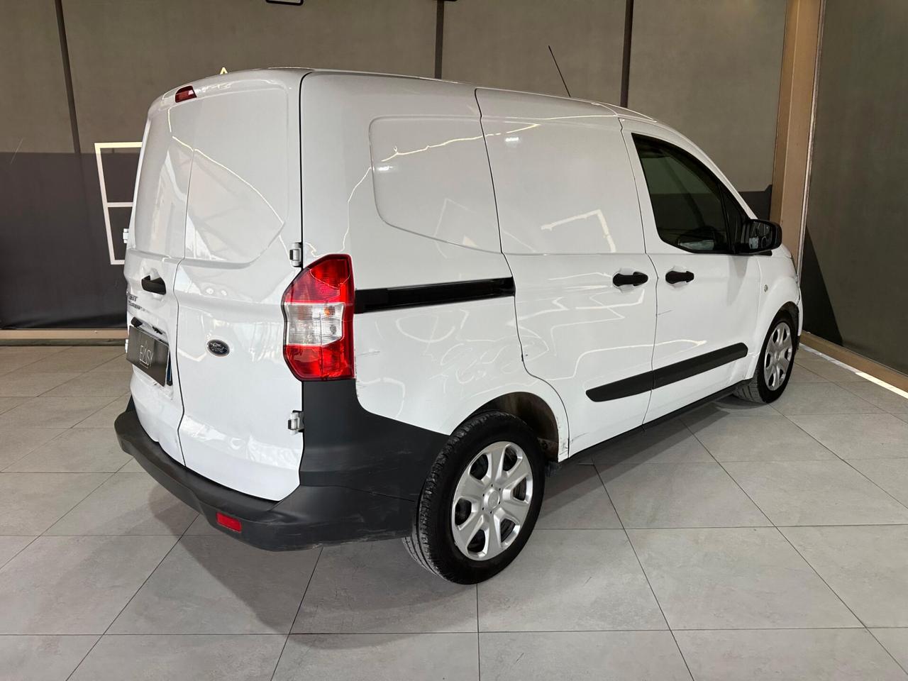 Ford Transit Courier 1ªs -1.5 TDCi 75CV * IVA ESPOSTA *