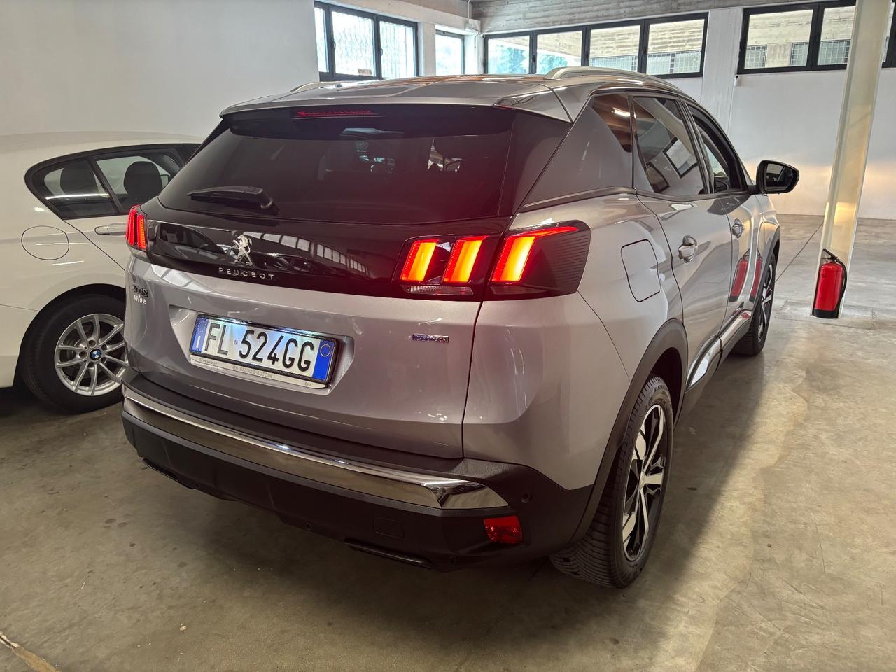 Peugeot 3008 1.2 BENZINA S&S Allure