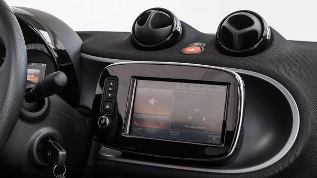 SMART ForTwo 90 0.9 T twinamic cabrio IVA ESPOSTA