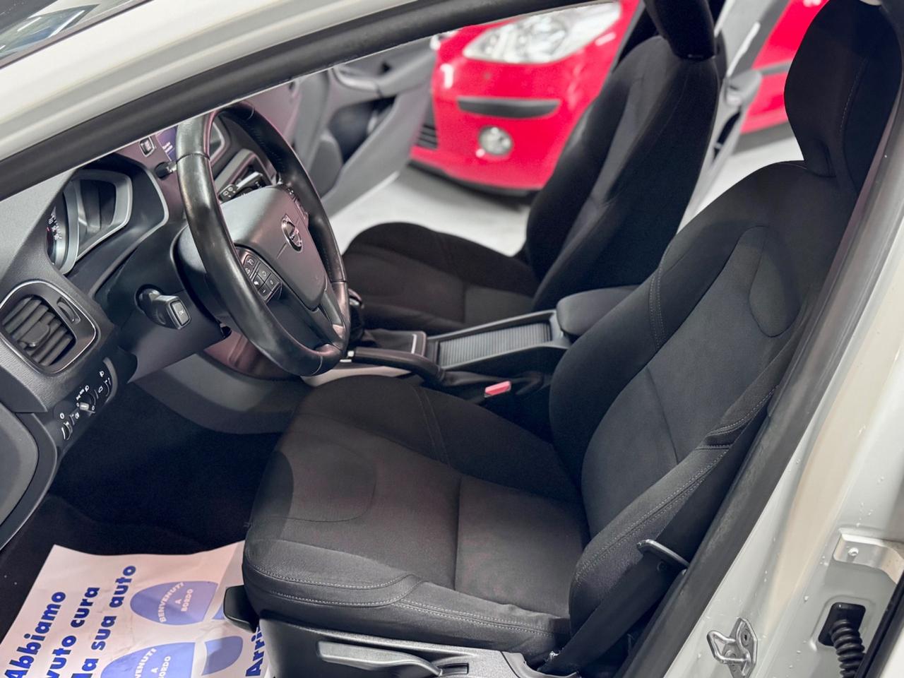 Volvo V40 Cross Country 2.0 Diesel 120cv Auto Euro6