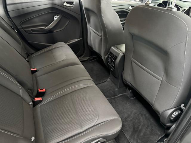 FORD Kuga 2.0 TDCI 120 CV S&S 2WD Powershift Business