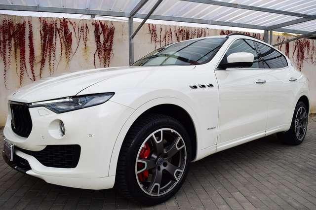 Maserati Levante 3.0 V6 SQ4 Automatica 430 cv Gransport