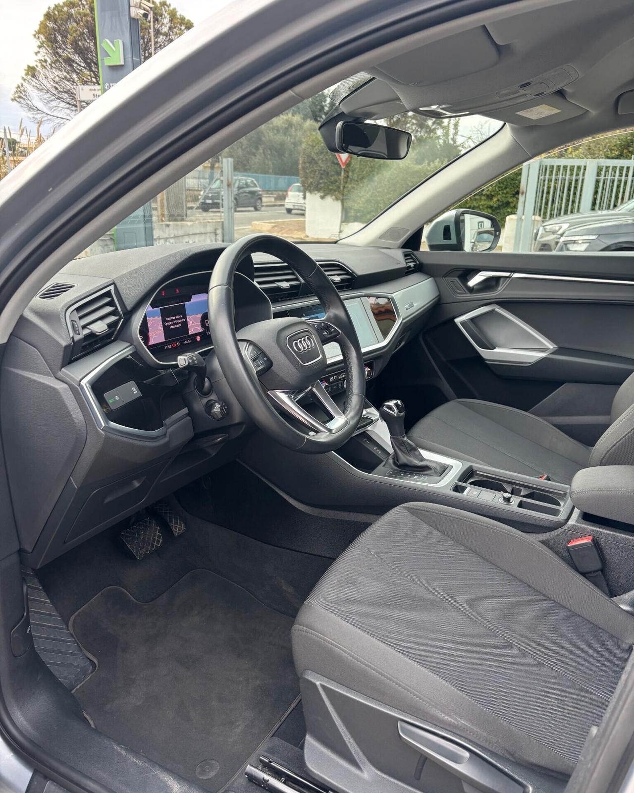 Audi Q3 35 TDI S tronic