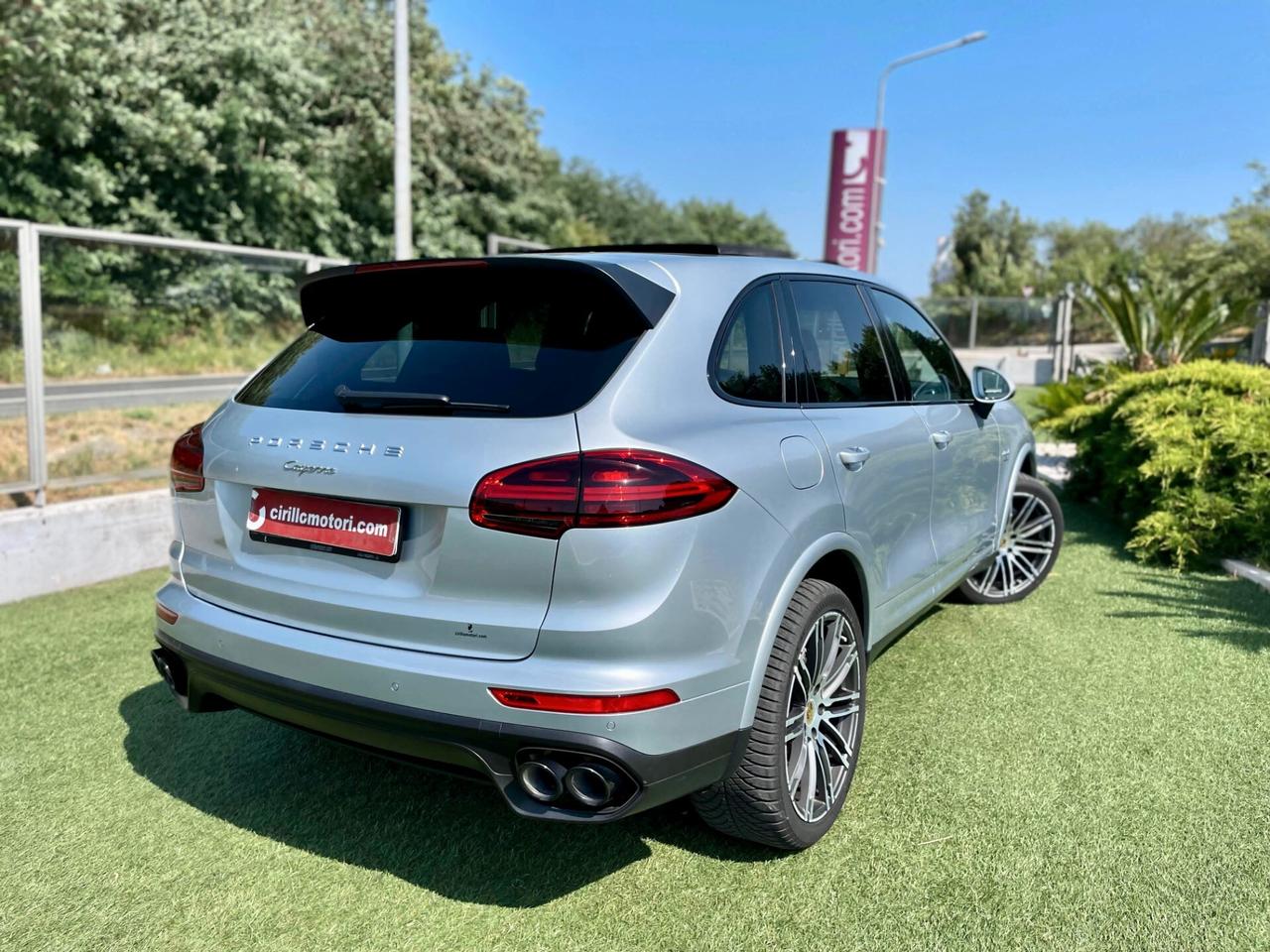 Porsche Cayenne 3.0 Diesel Platinum Edition