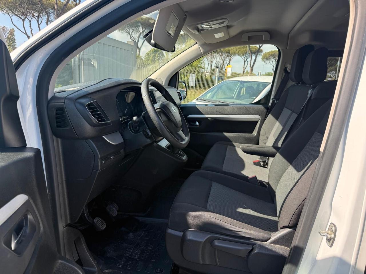 Peugeot Traveller BlueHDi 120 S&S Compact Active