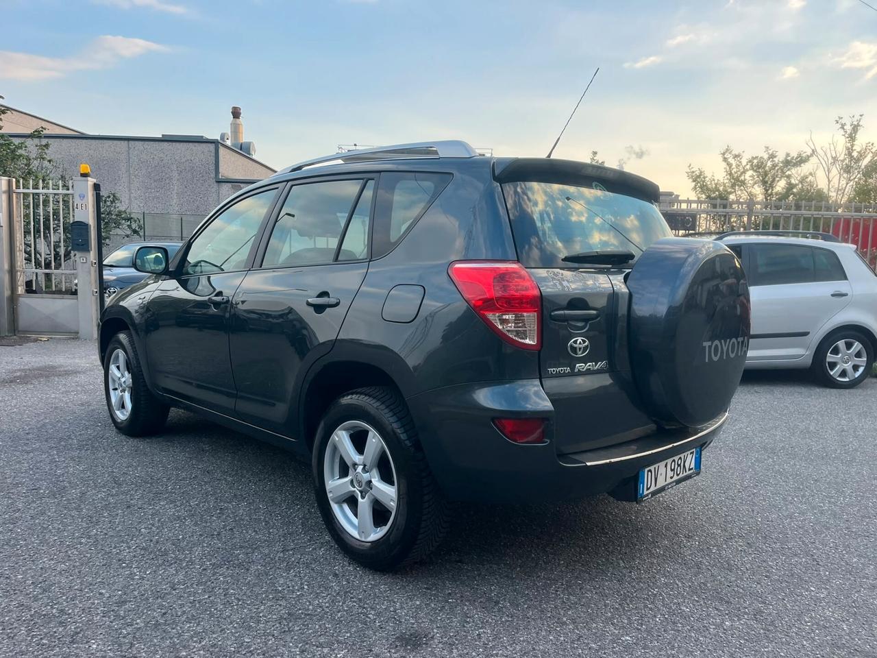 Toyota RAV 4 RAV4 2.2 D-4D 136 CV Luxury