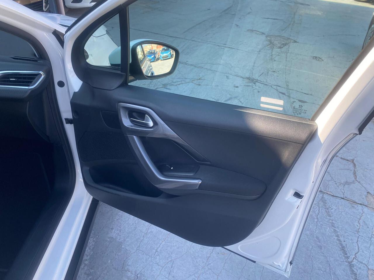 Peugeot 2008 BlueHDi 100 GT Line