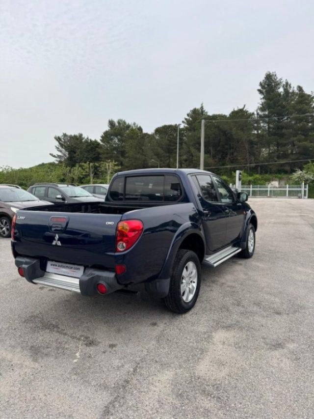 MITSUBISHI L200 2.5 DI-D/136CV Double Cab Insport