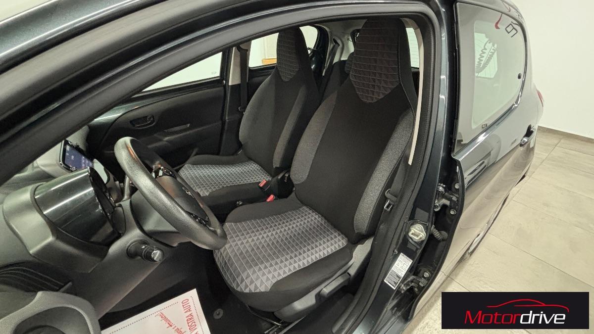 PEUGEOT - 108 - VTi 72 ETG 5p. Allure