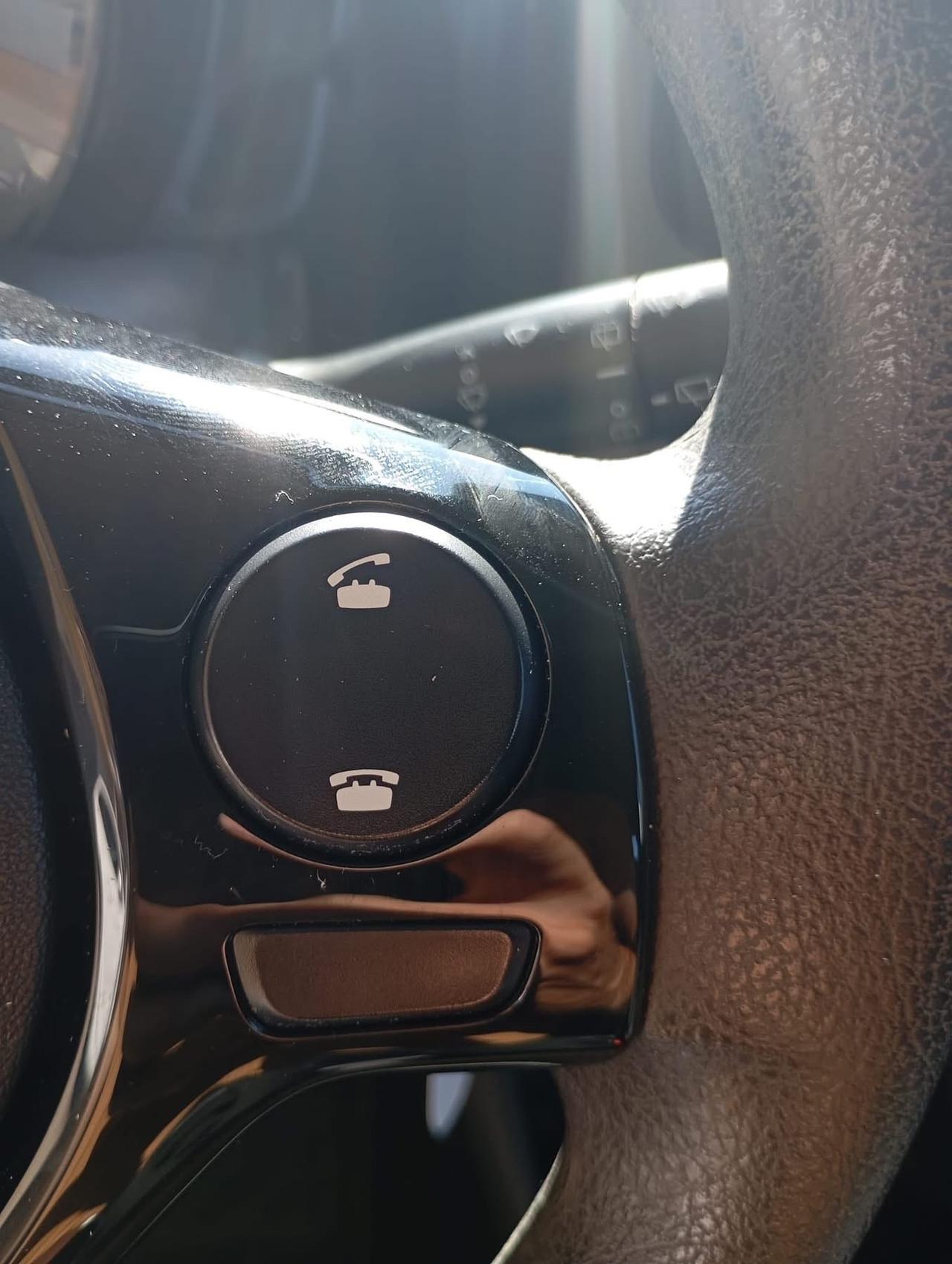 Peugeot 108 VTi 72 ETG 5 porte Allure TOP!
