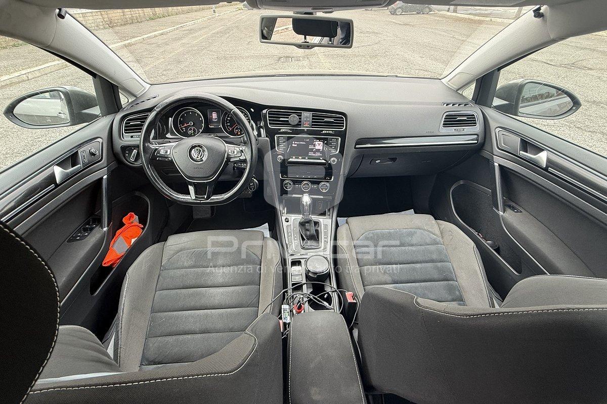 VOLKSWAGEN Golf 1.4 TGI DSG 5p. Highline BlueMotion