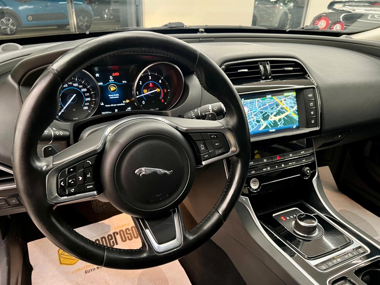 Jaguar XE 2.0 D 180 CV aut. Portfolio