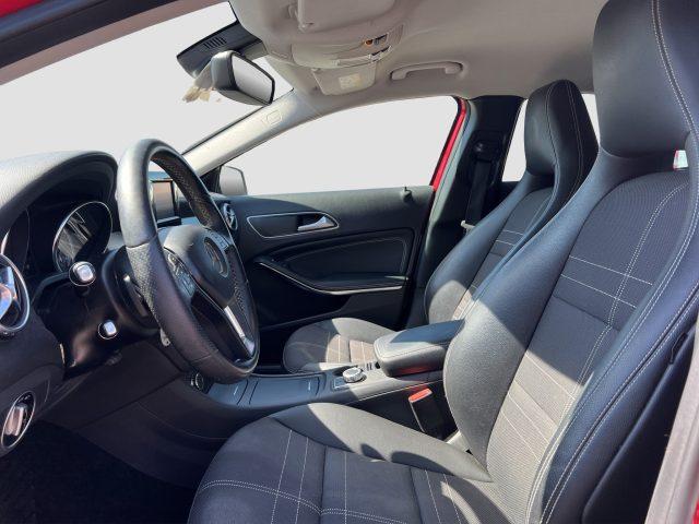 MERCEDES-BENZ CLA sse GLA GLA 180 CDI Automatic Sport