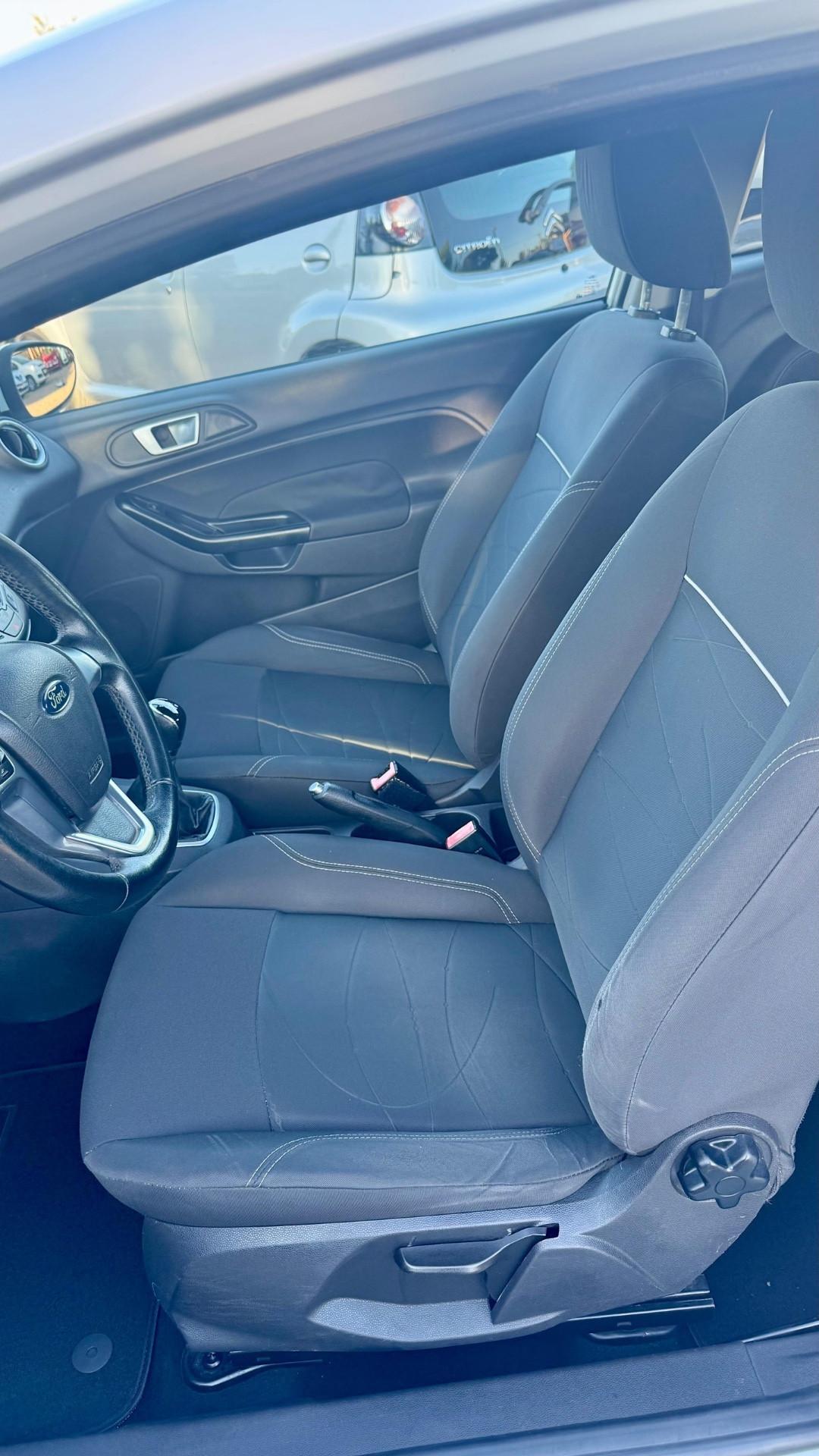 Ford Fiesta 1.2 60CV 3 porte Titanium