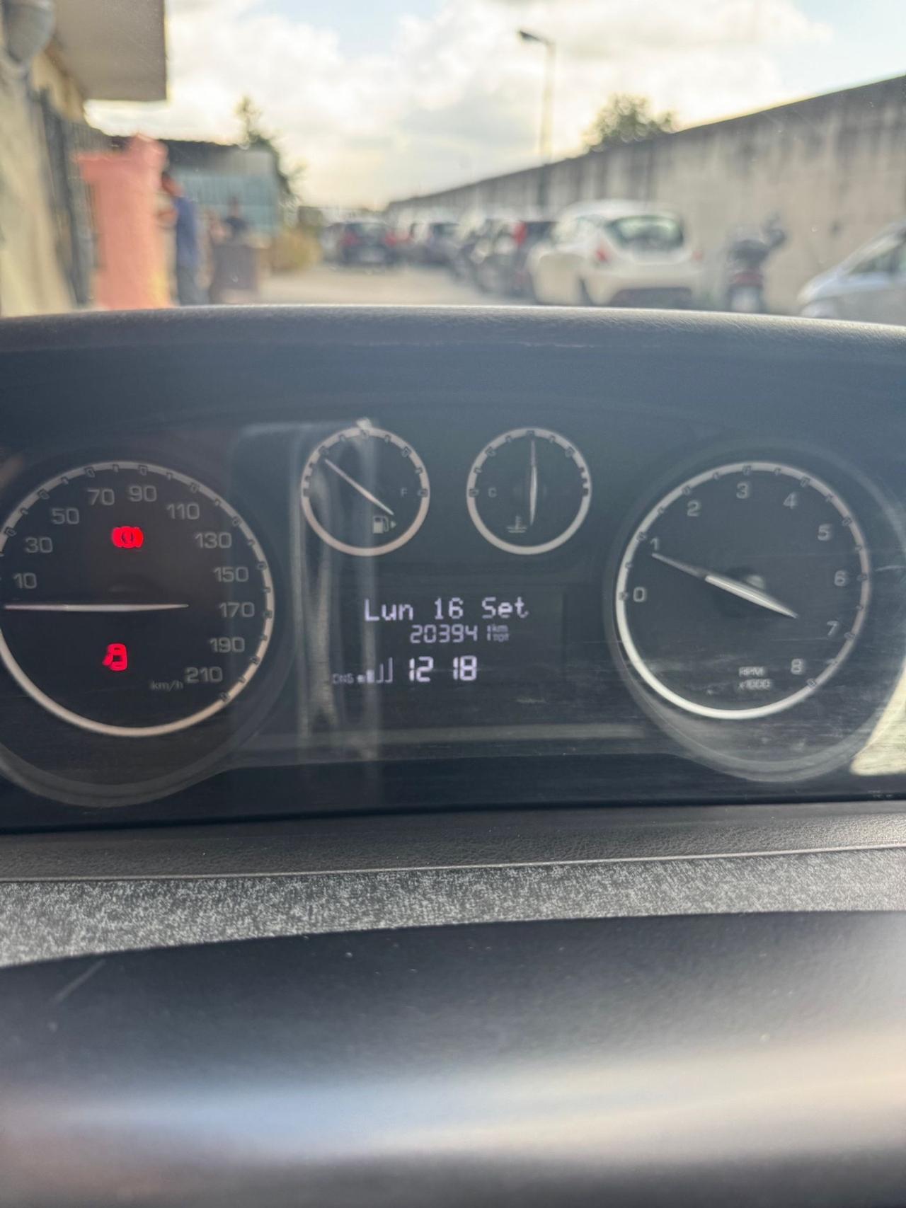 Lancia Ypsilon 0.9 TwinAir 85 CV 5 porte Metano Ecochic Gold