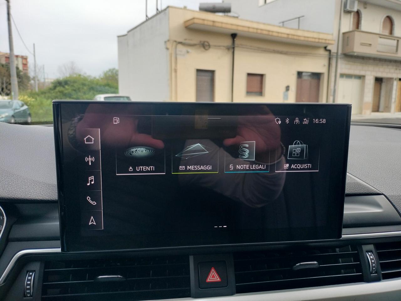 Audi A4 40 TDI S tronic line edition