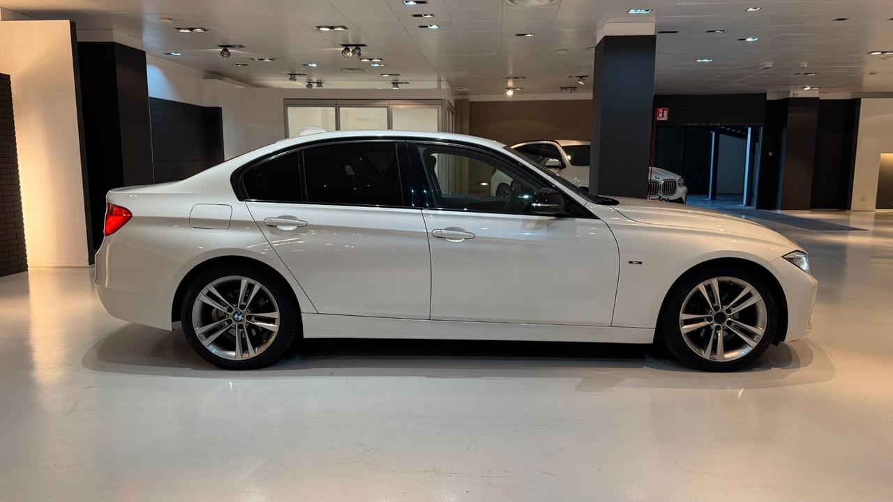 BMW 318d Sport 2.0 150cv manuale - 2013