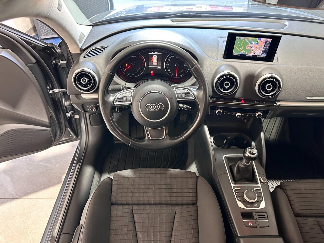 Audi A3 SPB 1.6 TDI 110cv – NAVI – FUL