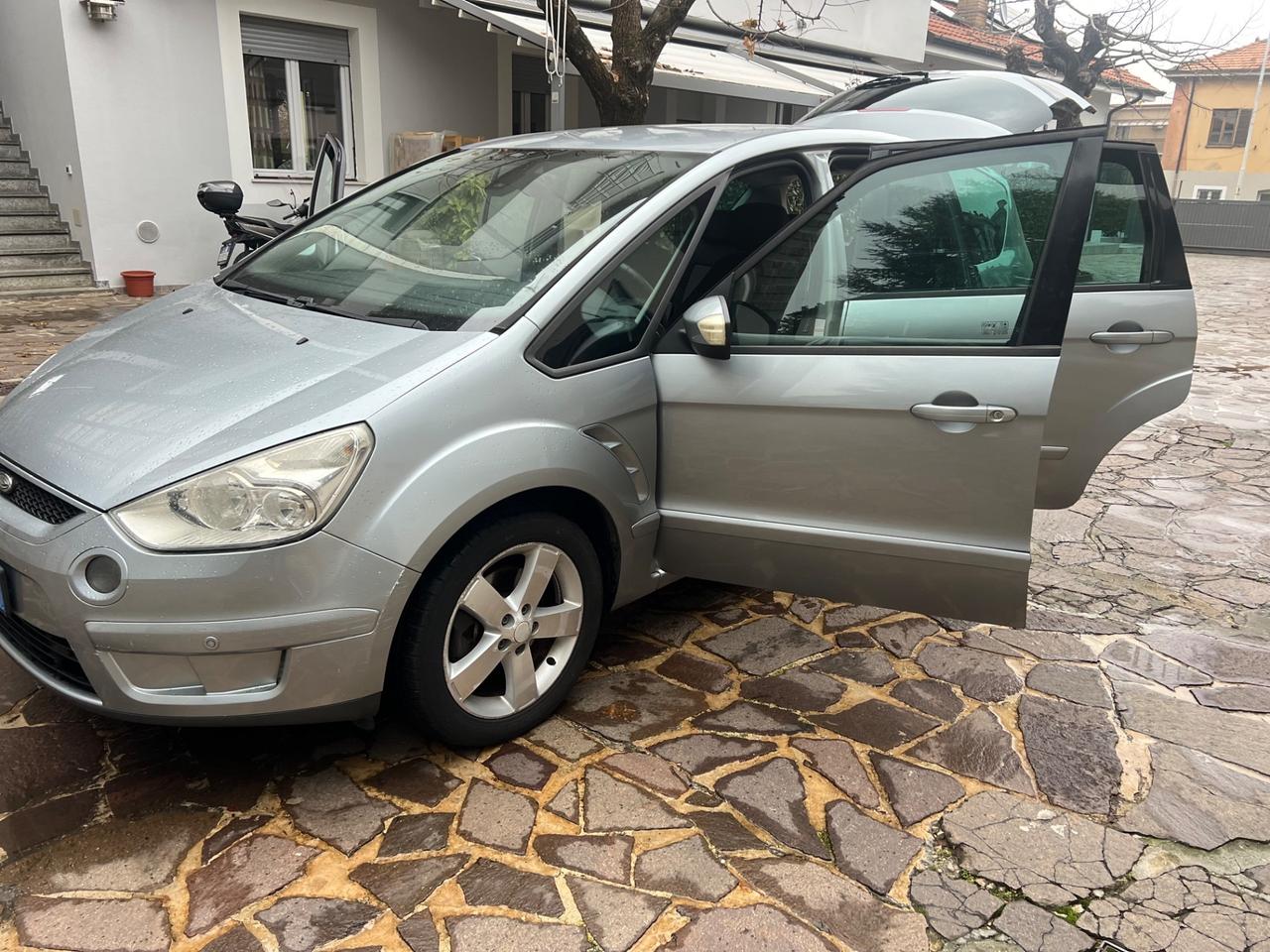 Ford S-Max 2.0 TDCi 140CV Titanium DPF