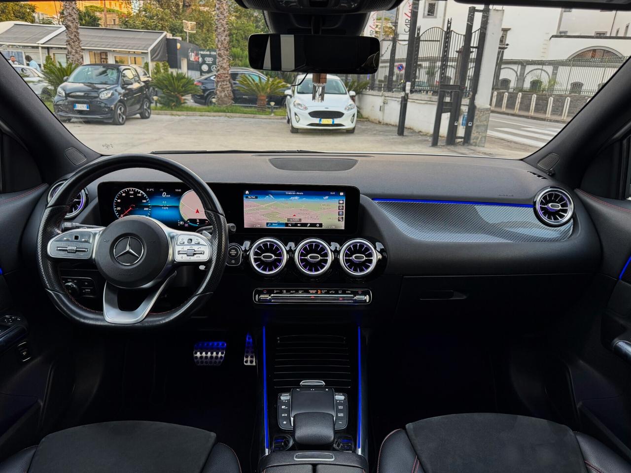 Mercedes-Benz GLA 180 d Premium AMG 116CV TETTO